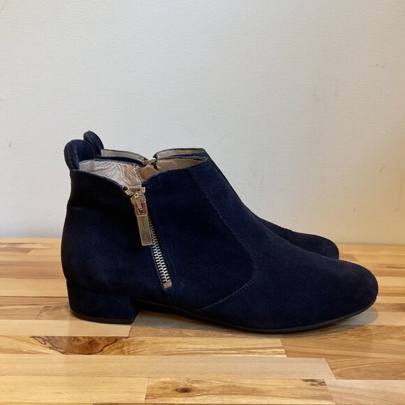 Russell & Bromley Navy Suede Ankle Boot dark blue suede size 41 Spain design lux - Picture 3 of 16